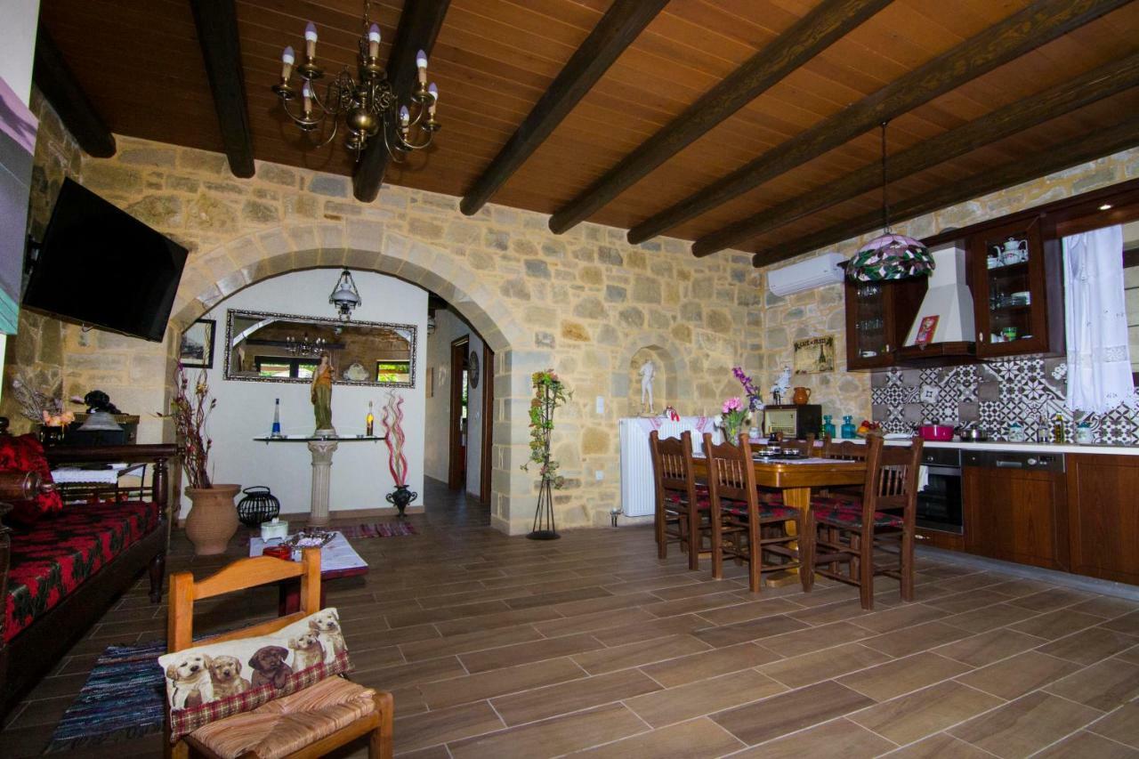 Mansion Rokka Villa กิสเซมอส ภายนอก รูปภาพ